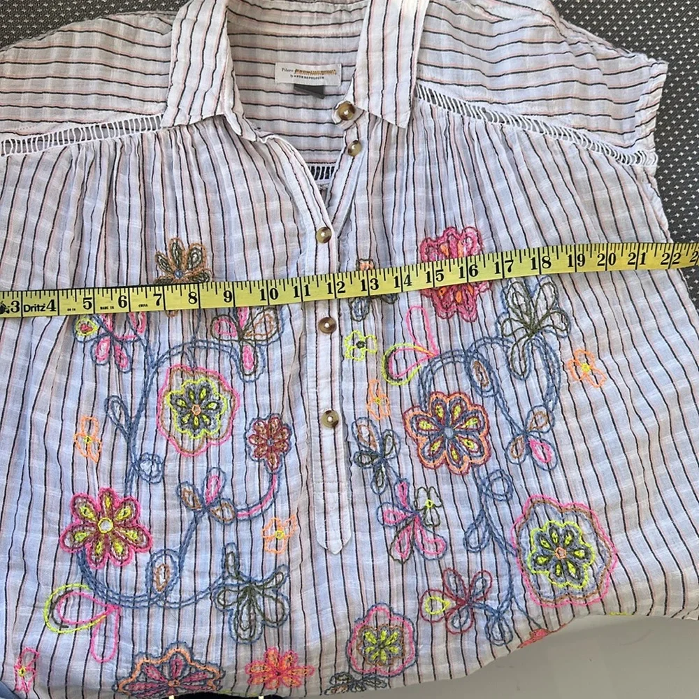 Anthropologie Pilcro Serena Surf Henley Blouse Floral Embroidered Sz S Oversized - Picture 10 of 11